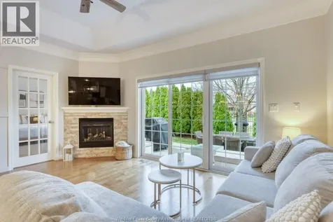 5924 Ballantrae Crescent Windsor ON N9J 3Y7