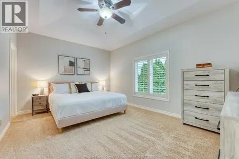 5924 Ballantrae Crescent Windsor ON N9J 3Y7
