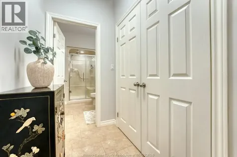 5924 Ballantrae Crescent Windsor ON N9J 3Y7
