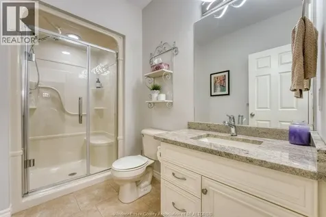 5924 Ballantrae Crescent Windsor ON N9J 3Y7
