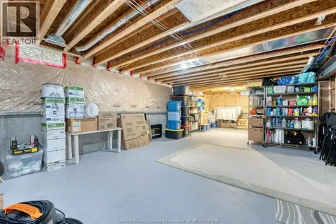 5924 Ballantrae Crescent Windsor ON N9J 3Y7