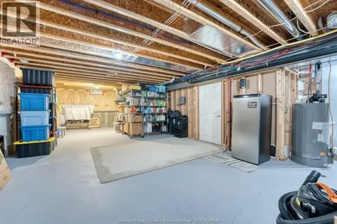 5924 Ballantrae Crescent Windsor ON N9J 3Y7