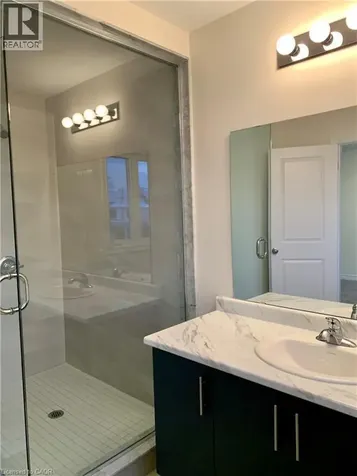 4 Foothills Lane Stoney Creek ON L8E 0K1