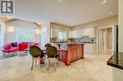336 Bushwood Court Waterloo ON N2T 2E7