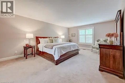 336 Bushwood Court Waterloo ON N2T 2E7