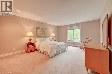 336 Bushwood Court Waterloo ON N2T 2E7
