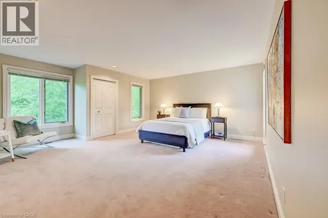 336 Bushwood Court Waterloo ON N2T 2E7