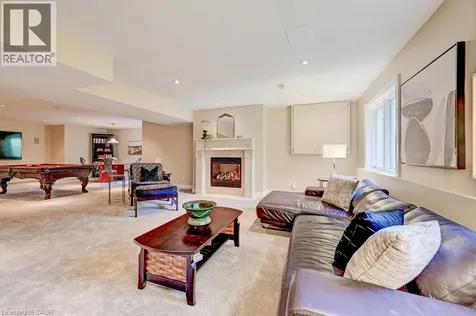 336 Bushwood Court Waterloo ON N2T 2E7