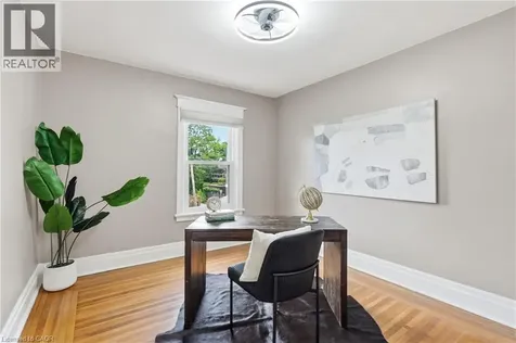 71 Aikman Avenue Hamilton ON L8M 1P8