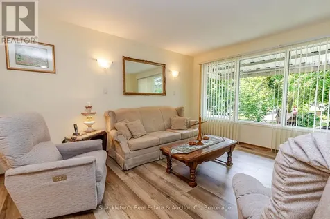 69 Nethercott Drive Stratford ON N5A 7G4