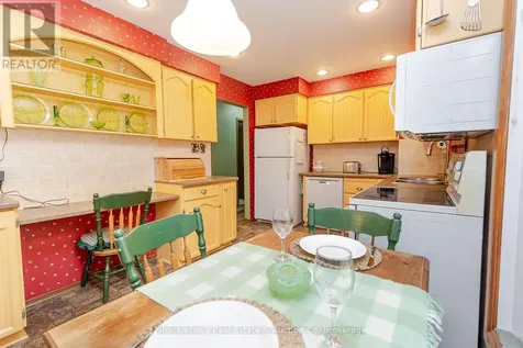 69 Nethercott Drive Stratford ON N5A 7G4