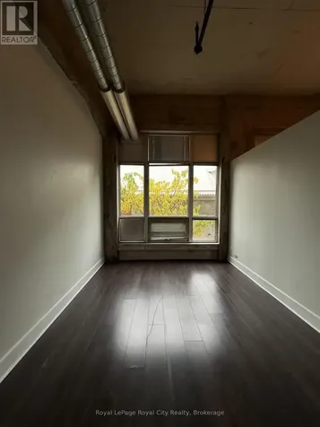26 Ontario Street Guelph (st. Patrick's Ward) ON N1E 7K1