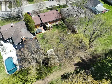 458 Market Street Saugeen Shores ON N0H 2C2