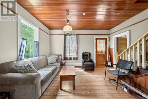 14 Victoria Street West Seguin ON P0C 1J0
