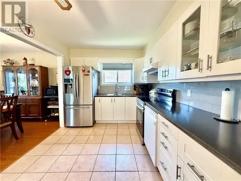 979 Woodbine Avenue Greater Sudbury ON P3A 5E3