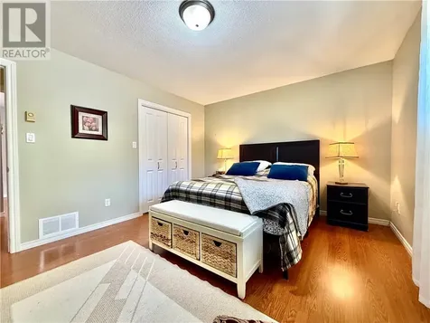 979 Woodbine Avenue Greater Sudbury ON P3A 5E3