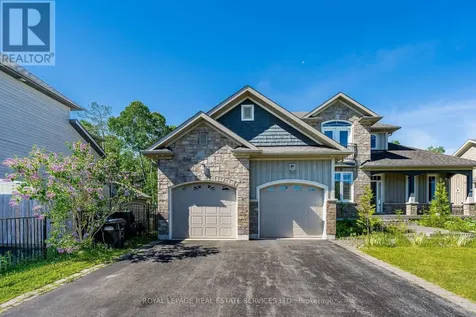 2295 Shore Lane Wasaga Beach ON L9Z 2X7