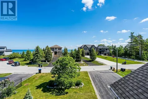 2295 Shore Lane Wasaga Beach ON L9Z 2X7