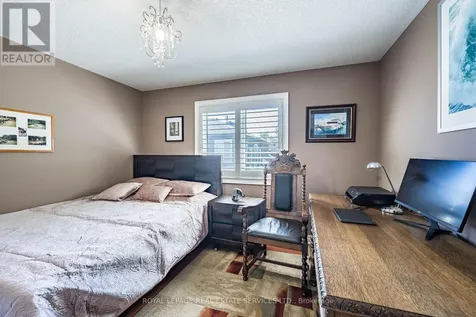 2295 Shore Lane Wasaga Beach ON L9Z 2X7