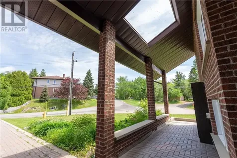 393 Albert Street Azilda ON P0M 1B0