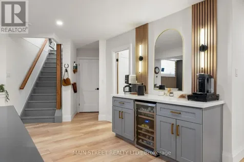 2 Gooseberry Lane Uxbridge ON L9P 1X2