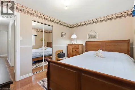 35 Barnicke Drive Cambridge ON N3C 3M2