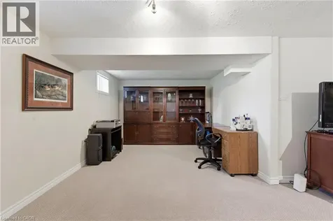 35 Barnicke Drive Cambridge ON N3C 3M2