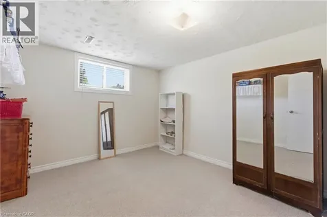 35 Barnicke Drive Cambridge ON N3C 3M2