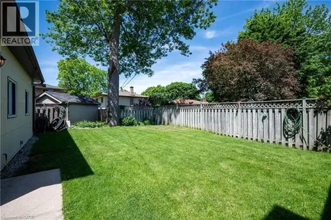 35 Barnicke Drive Cambridge ON N3C 3M2