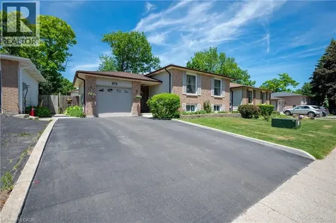35 Barnicke Drive Cambridge ON N3C 3M2
