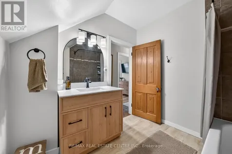 69 Glenmorris Street Cambridge ON N1S 2Y4
