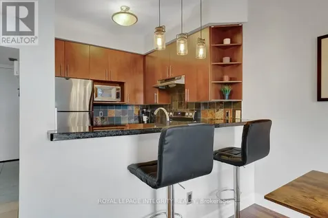 711 Churchill Avenue North Ottawa ON K1Z 5G6