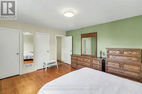 1421 Palen Avenue Ottawa ON K1H 7E6