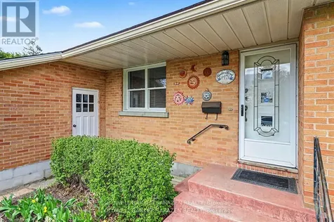 1421 Palen Avenue Ottawa ON K1H 7E6