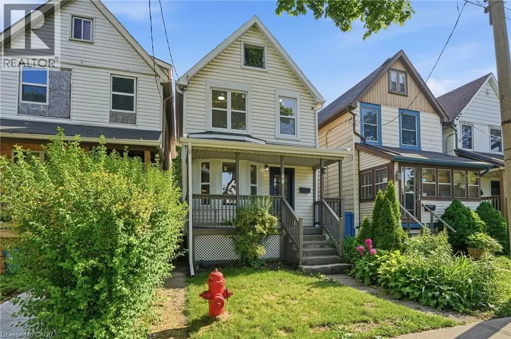 66 Mars Avenue Hamilton ON L8L 3V9