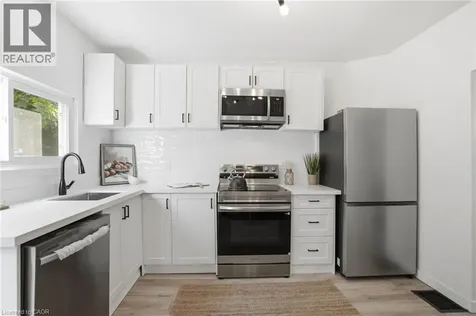 66 Mars Avenue Hamilton ON L8L 3V9