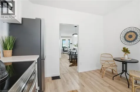 66 Mars Avenue Hamilton ON L8L 3V9