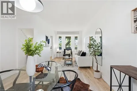 66 Mars Avenue Hamilton ON L8L 3V9