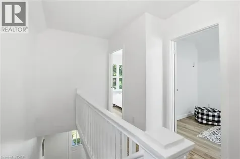66 Mars Avenue Hamilton ON L8L 3V9