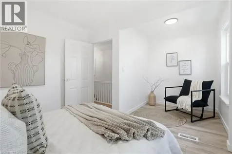 66 Mars Avenue Hamilton ON L8L 3V9