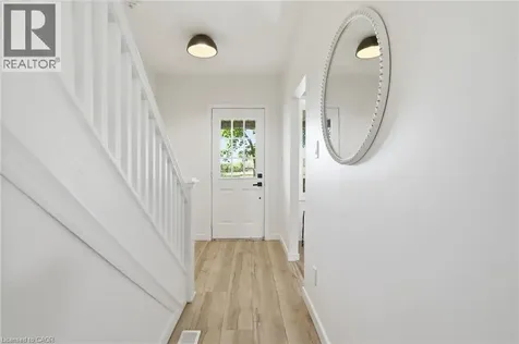 66 Mars Avenue Hamilton ON L8L 3V9