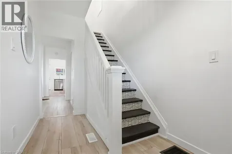 66 Mars Avenue Hamilton ON L8L 3V9