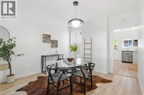 66 Mars Avenue Hamilton ON L8L 3V9