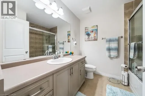 514 Old Mud Street Hamilton ON L8J 3X5