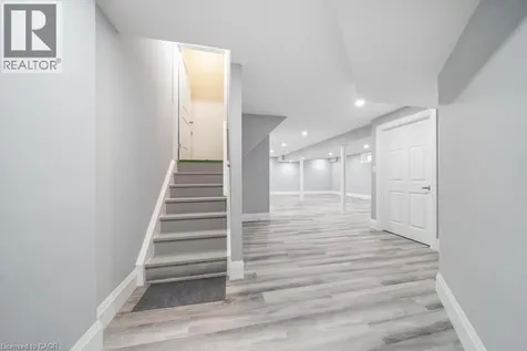514 Old Mud Street Hamilton ON L8J 3X5