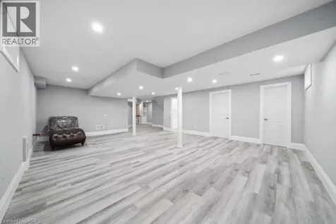 514 Old Mud Street Hamilton ON L8J 3X5