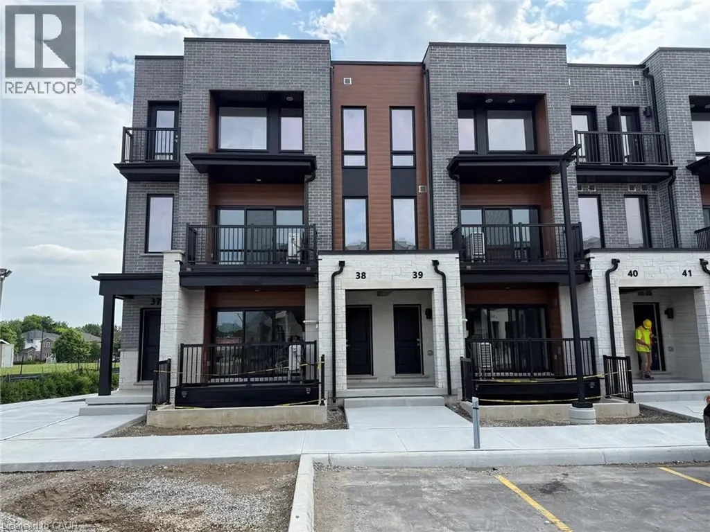525 Erinbrook Drive Kitchener ON N2E 0L4