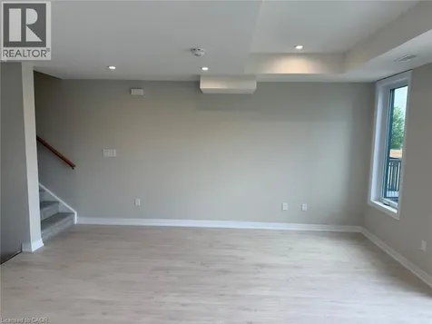 525 Erinbrook Drive Kitchener ON N2E 0L4