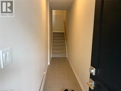 525 Erinbrook Drive Kitchener ON N2E 0L4