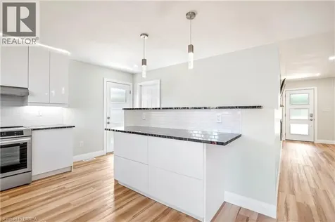 33 Tanglewood Terrace Brantford ON N3R 3R8